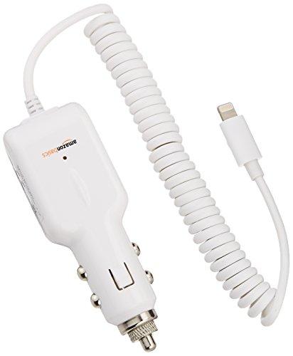 AmazonBasics - Cargador de coche con conector Lightning para iPhone, iPad y iPod (cable en espiral), color blanco