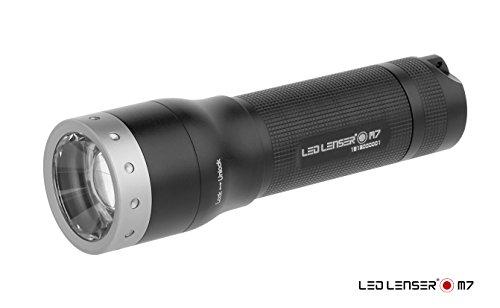 Led Lenser M7 - Linterna LED (193 g, 137 x 37 mm, con 4 pilas, 11 h, AAA), color gris/negro