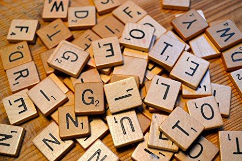 LeSB 100pcs Cartas de la letra Cartas de madera Juegos de los azulejos de Scrabble del reemplazo para deletrear Scrapbooking