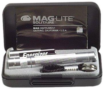 Maglite MGLK3A102 Solitaire - Linterna en estuche (incluye pila AAA), color plateado