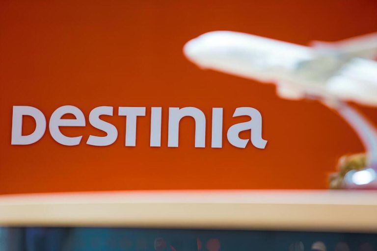 Destinia es fiable